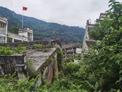 -四川汶川特大地震漩口中学遗址