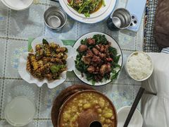 -蜗牛小馆醉乡民谣云南菜(惠新西里店)