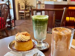 -Café Monson