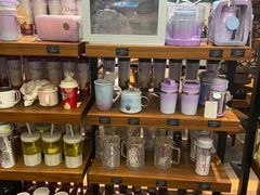 零售区-星巴克臻选(成都宽窄巷子店)