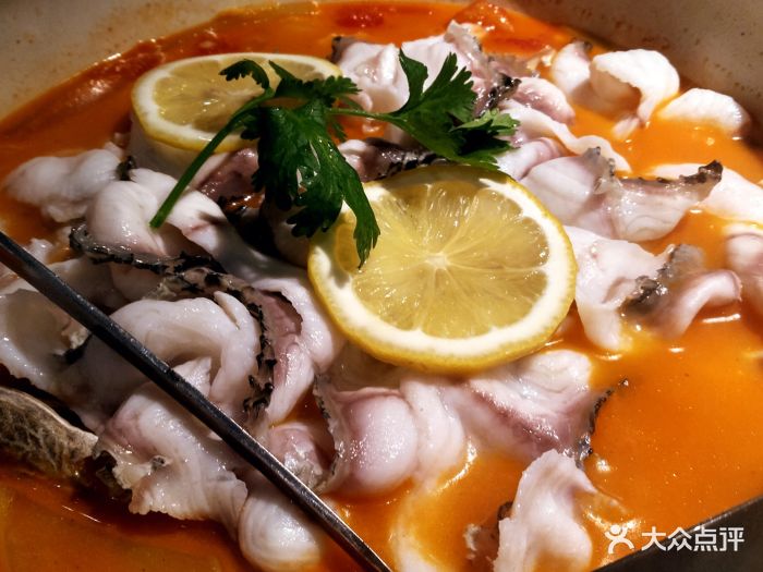 柠檬椒砂锅鱼(亚龙国际广场店)独创柠檬番茄鱼图片 - 第304张