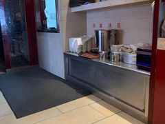 -佬钱湾仔(衣裳街店)