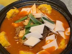 襄阳砂锅牛三鲜-莲餐厅·湖北菜·藕汤是头牌(愚园路店)