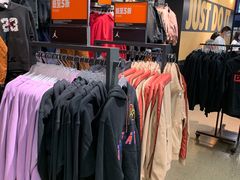 -NIKE上海青浦优选体验店