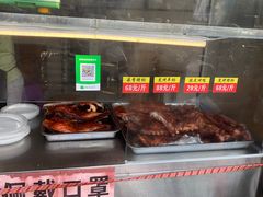 -临高金奖烤乳猪(长滨路店)