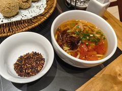 -黔蘑菇四季餐厅(观山湖店)