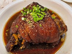 -老码头黑皮肘子锅包肉熏酱水饺(文政街店)