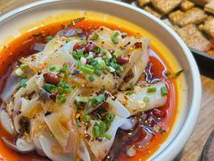-贵厨酸汤牛肉(小十字店)