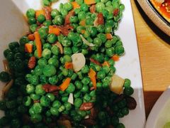 -渝信川菜 · 川味家常菜(财富购物中心店)