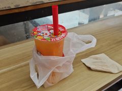 -蜜雪冰城(动物园地铁A口旁小吃街店)