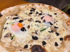 -JINNS锦时 steak&pizza(浸信会礼拜堂旧址店)