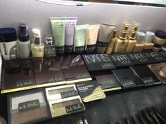 -ME觅妆·定制美妆·彩妆私教(菱角湖店)