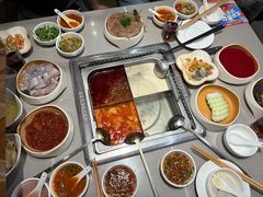 -海底捞火锅(高新万达店)