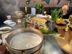 -慢丽江·云南野生菌土鸡锅(西山店)