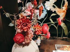-黛遇·黛瓦宴花园餐厅