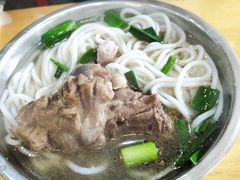 骨头王-守英猪脏粉(仓桥街店)
