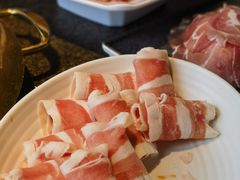 -小天鹅火锅·一线江景洪鼎旗舰店(洪崖洞店)