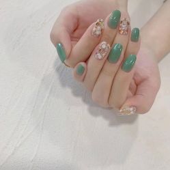 -悦指间美甲美睫