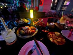 -Pistolera Mexican Cantina女枪手墨西哥餐厅(碧云路店)