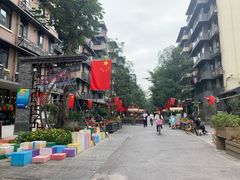 -泡桐树街