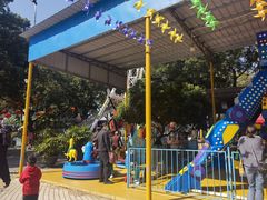 -顺德大良半月城游乐场