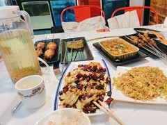 -哈尔滨烧烤·山河村铁锅炖(交大店)
