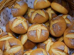 -沁屋面包店(人民东路店)