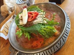 -喇喇排骨火锅·传统韩式脊骨汤(望京西园总店)