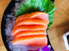 三文鱼刺身-万岁寿司(万国店)