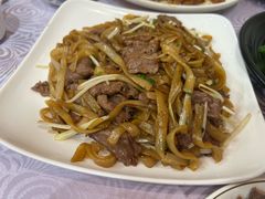 干炒牛河-粤·向群饭店(龙津东路总店)