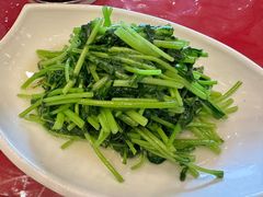 -侬佳蒸菜馆(听潮店)
