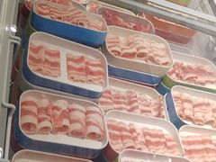 -嘎琉鲜切牛肉自助火锅