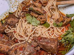 -李与白包子铺(桐梓林店)