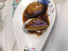 红烧鲍鱼-来之顺海鲜菜馆·青岛菜·始于1993(栈桥店)