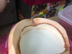 椰子布丁-新记肉骨茶