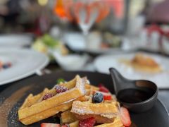 -恰餐厅及酒吧 CHAR Bar & Grill (北京丽都皇冠假日店)