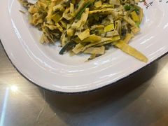 -缘来聚·徽菜名店(黄山宏村店)