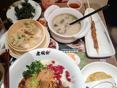 -LuOne凯德晶萃广场(徐家汇路店)