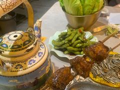 油边-沪上名羊天下•烤羊腿•东北烧烤•小龙虾(浦东直营总店)