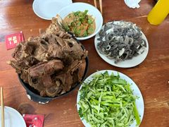 -宝瑞门钉肉饼店