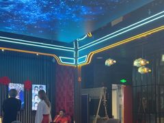 -屋有岛沉浸游戏旗舰店(中山公园店)