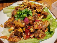 -乡土特色.冷锅鱼.牦牛肉汤锅