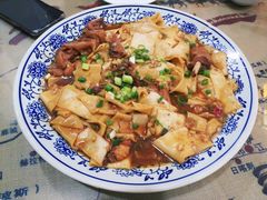 正宗土鸡焖饼-壹阁胡羊焖饼(特色小吃街店)