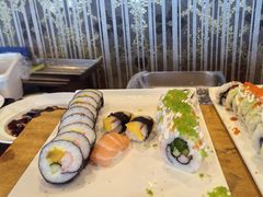 -怡豪大饭店·49楼旋转自助餐厅