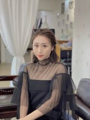 -红馆妆造(中央大街店)