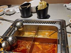 -海底捞火锅(宝龙广场夜宵主题店)