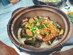-容里煲仔饭(利丰北路店)