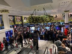 -文艺复兴百货(米兰大教堂广场店)