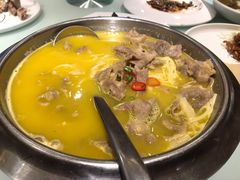 酸汤肥牛-老牌坊•鲁菜名店•地道济南菜(大观园商埠店)