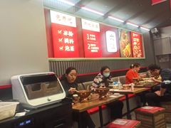 -成都你六姐·牛肉冒菜(城市集市合生汇店)